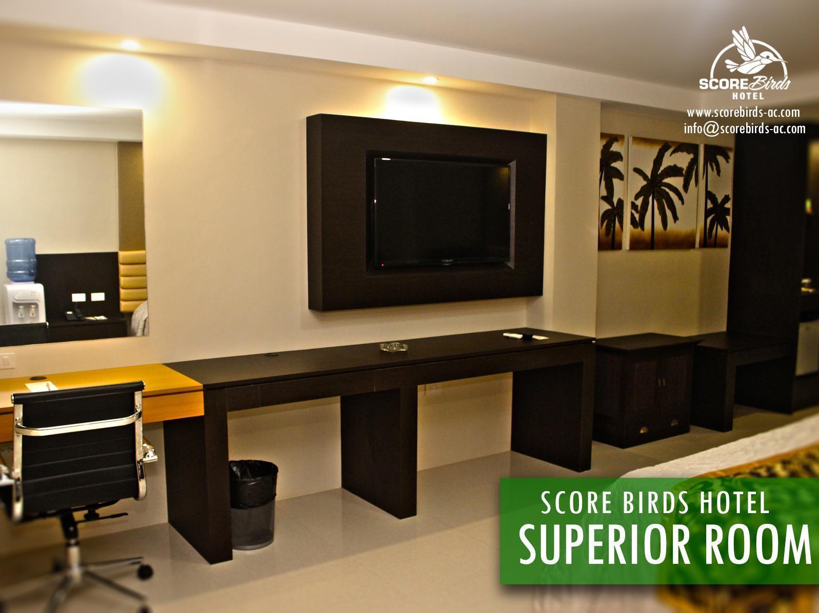 Score Birds Hotel Ángeles Exterior foto